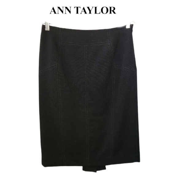 ANN TAYLOR Dresses & Skirts - ANN TAYLOR  BLACK 100% VIRGIN WOOL PENCIL SKIRT
